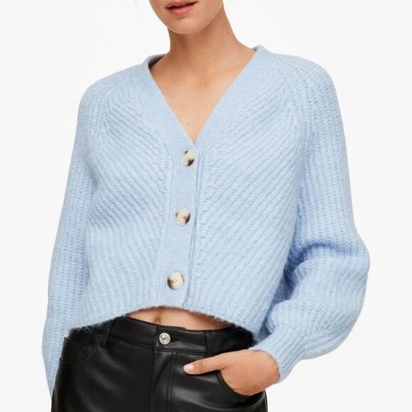 Mango Women’s Halfisin Crop Sweater Button Front Light Blue Cardigan Size XL - Picture 1 of 15